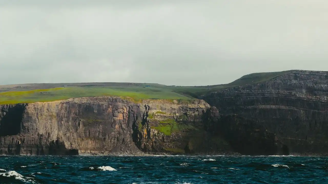 Teanglann Vs Foclóir: Choosing The Best Irish Dictionary App